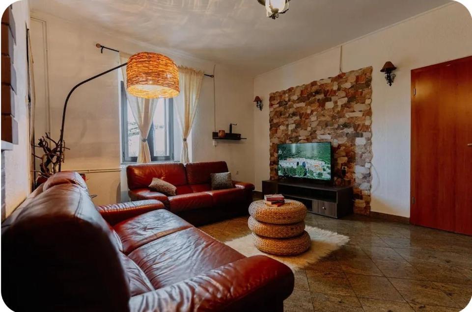 Luanas Rooms With Istrian Touch Бузет Екстериор снимка